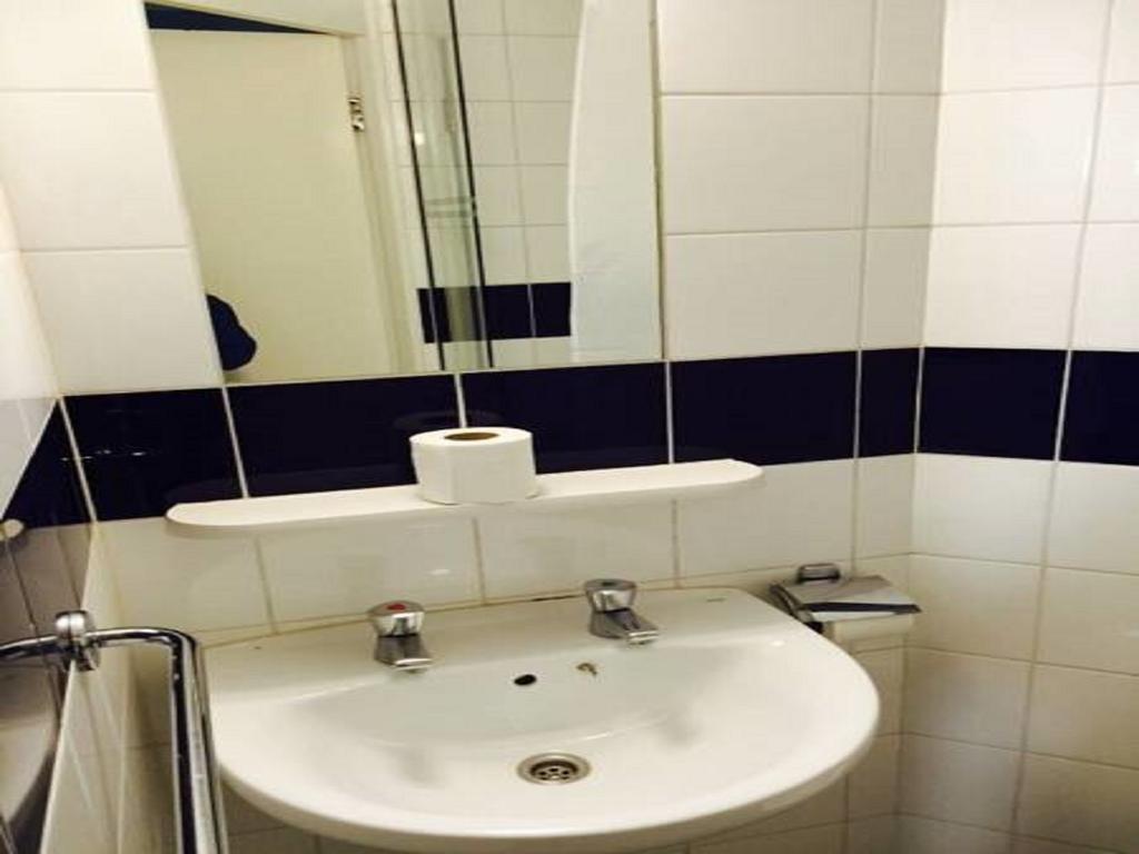 Marina Beach House Hotel Puri Ngoại thất bức ảnh