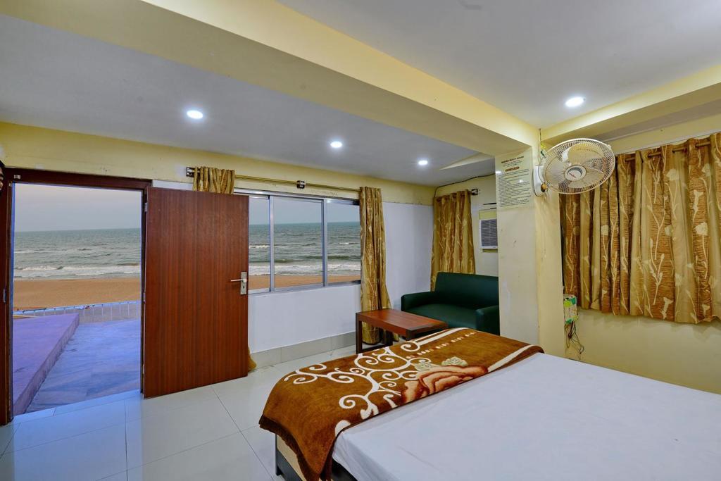 Marina Beach House Hotel Puri Ngoại thất bức ảnh